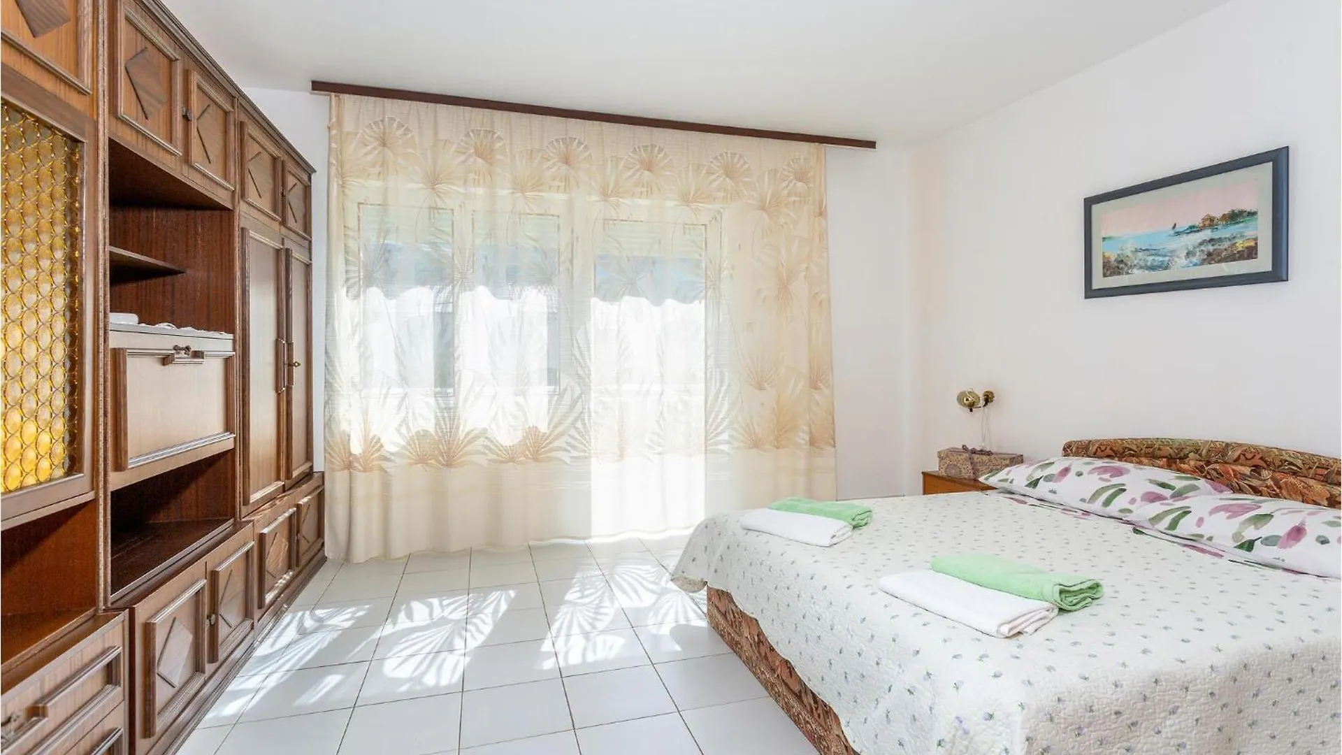 Amazing Apartment In Draga Bascanska With Kitchen